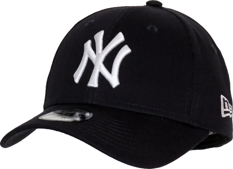 Sports Caps for Active Lifestyles-NY Yankees New Era 940 Kids Navy Blue Baseball Cap