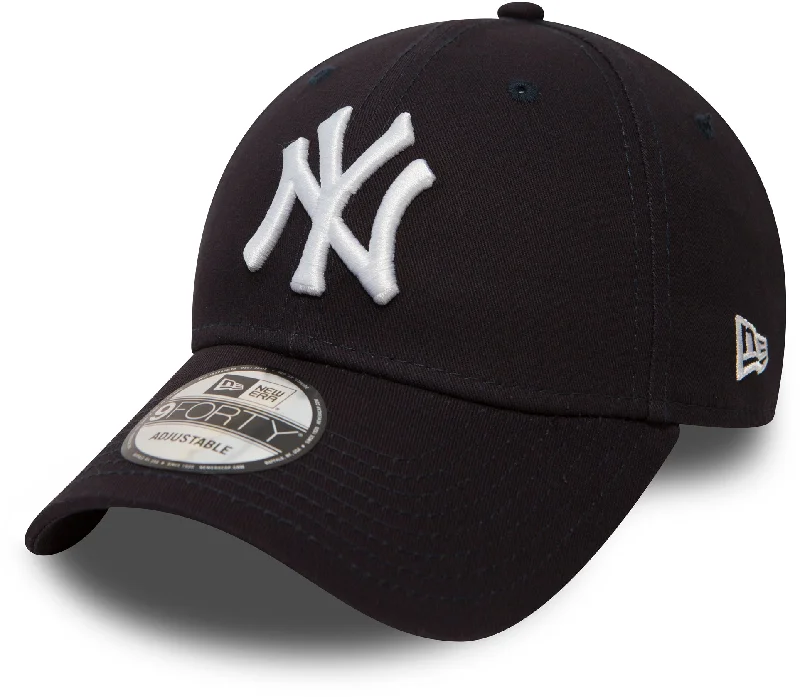 Plaid Hats for Cozy, Fall Style-New York Yankees New Era 9Forty League Basic Navy Baseball Cap