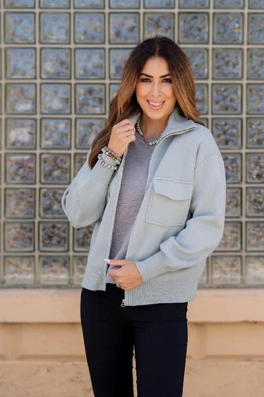 Insulated Parkas for Snowy Days-Dual Pocket Sweater Jacket