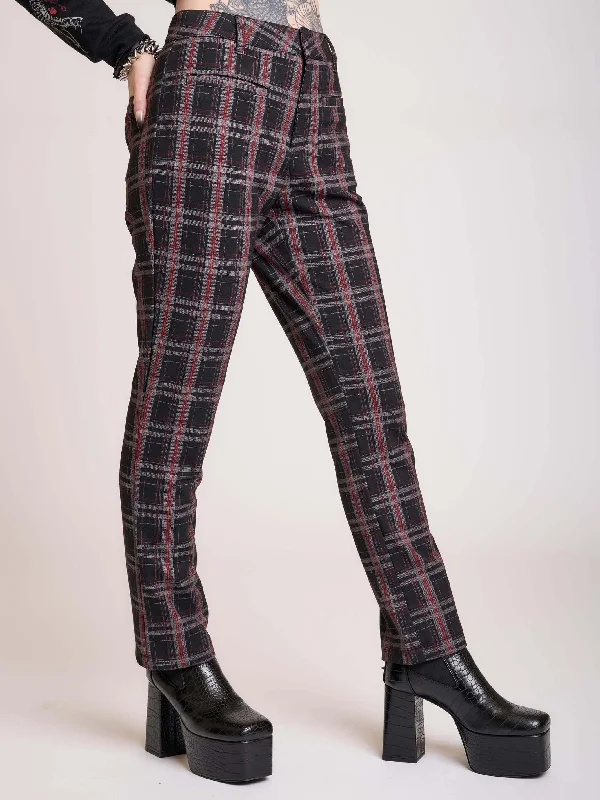 Wide-Legged Pants for Relaxed Vibes-Cropped Vintage Plaid Pants