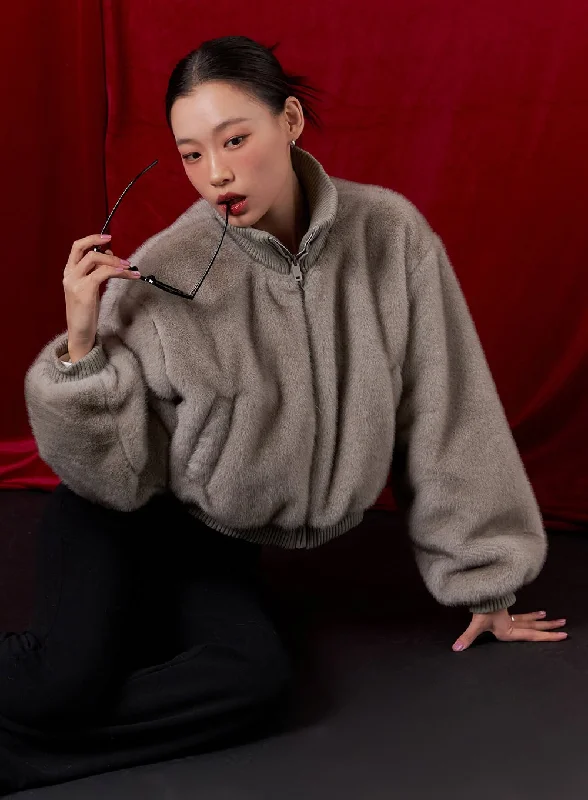 Heavyweight Jackets for Winter Cold-Cozy Long Sleeve Crop Faux Fur Jacket CD410